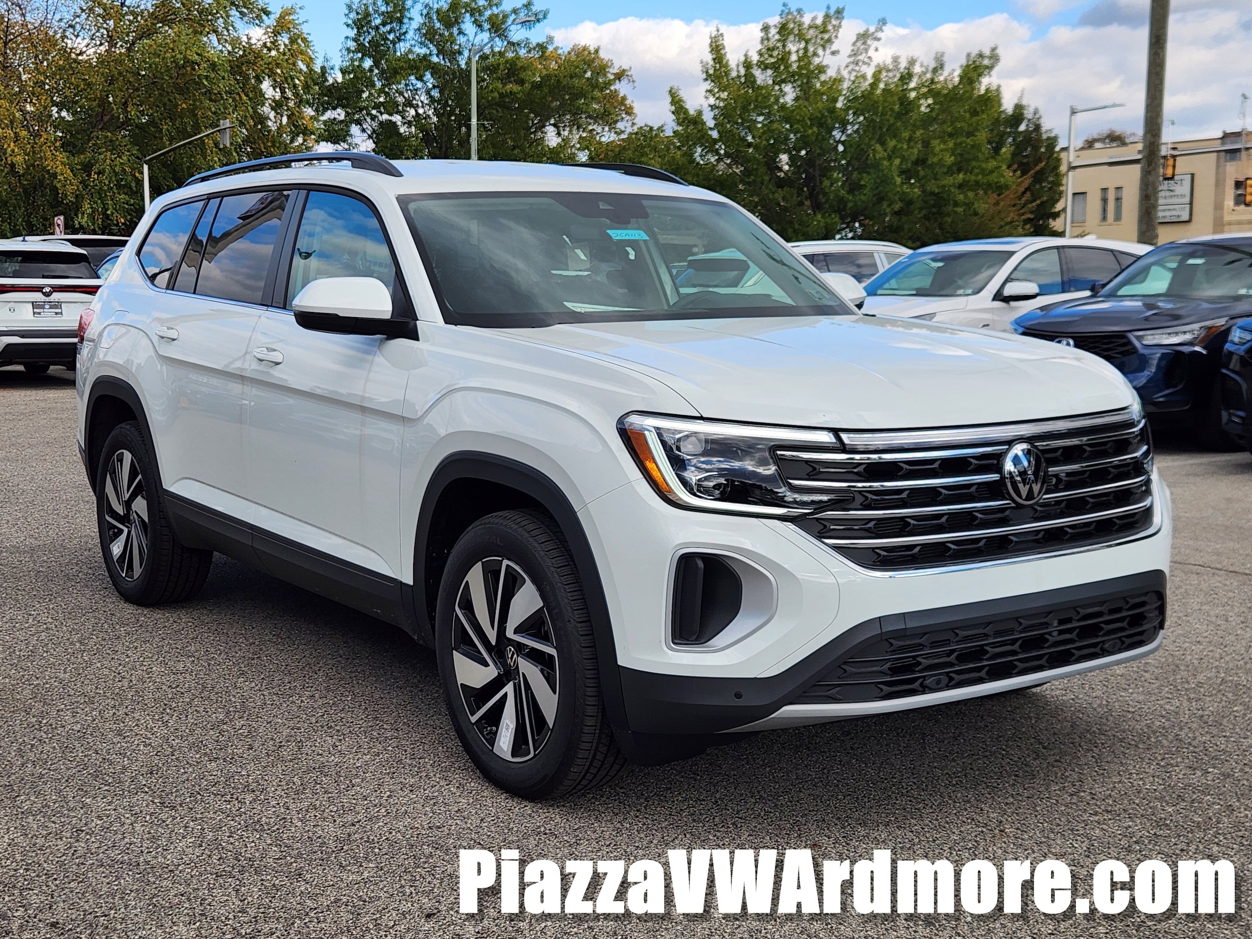 2025 Volkswagen Atlas SE w/Tech's photo