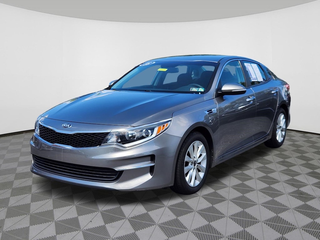 Used 2018 Kia Optima LX Sedan