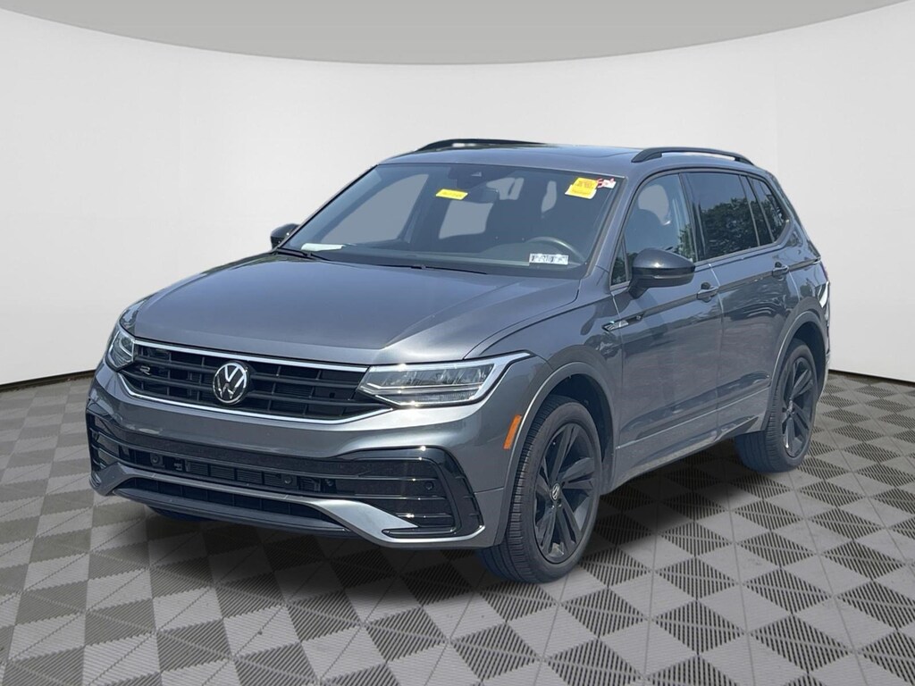 Used 2024 Volkswagen Tiguan 2.0T SE R-Line Black SUV