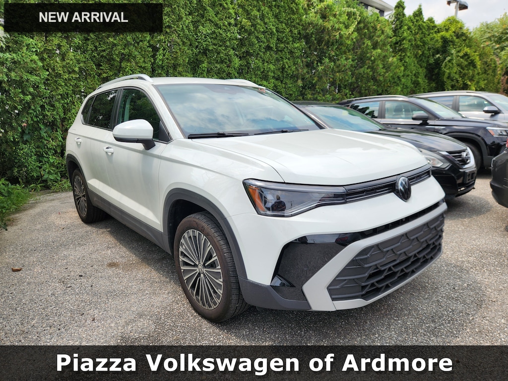 Used 2025 Volkswagen Taos 1.5T SE SUV
