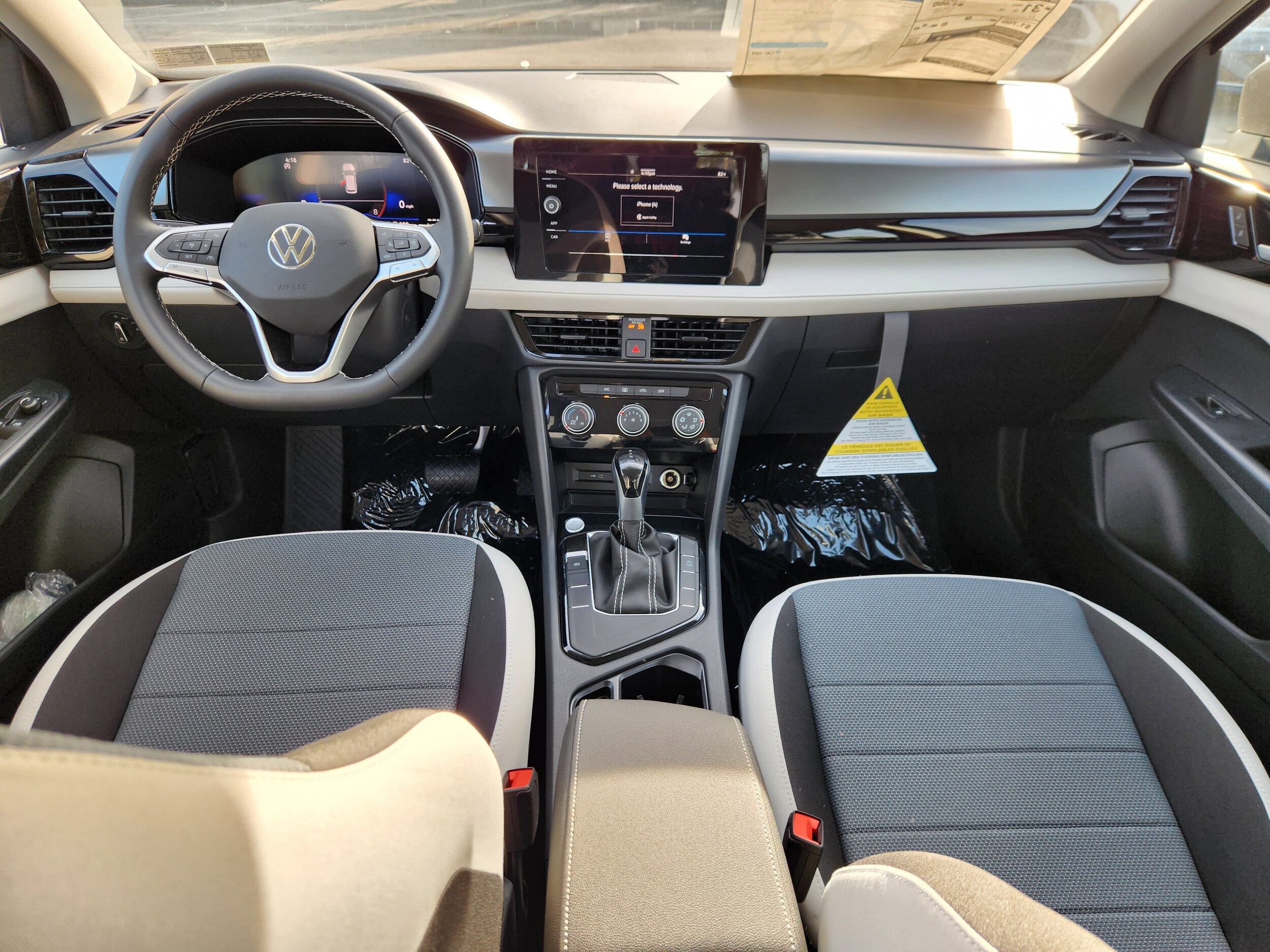 2025 Volkswagen Taos S - Photo 7