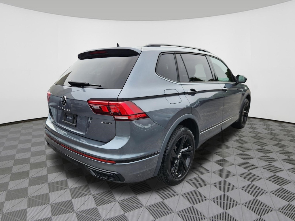 Certified 2024 Volkswagen Tiguan 2.0T SE R-Line Black SUV