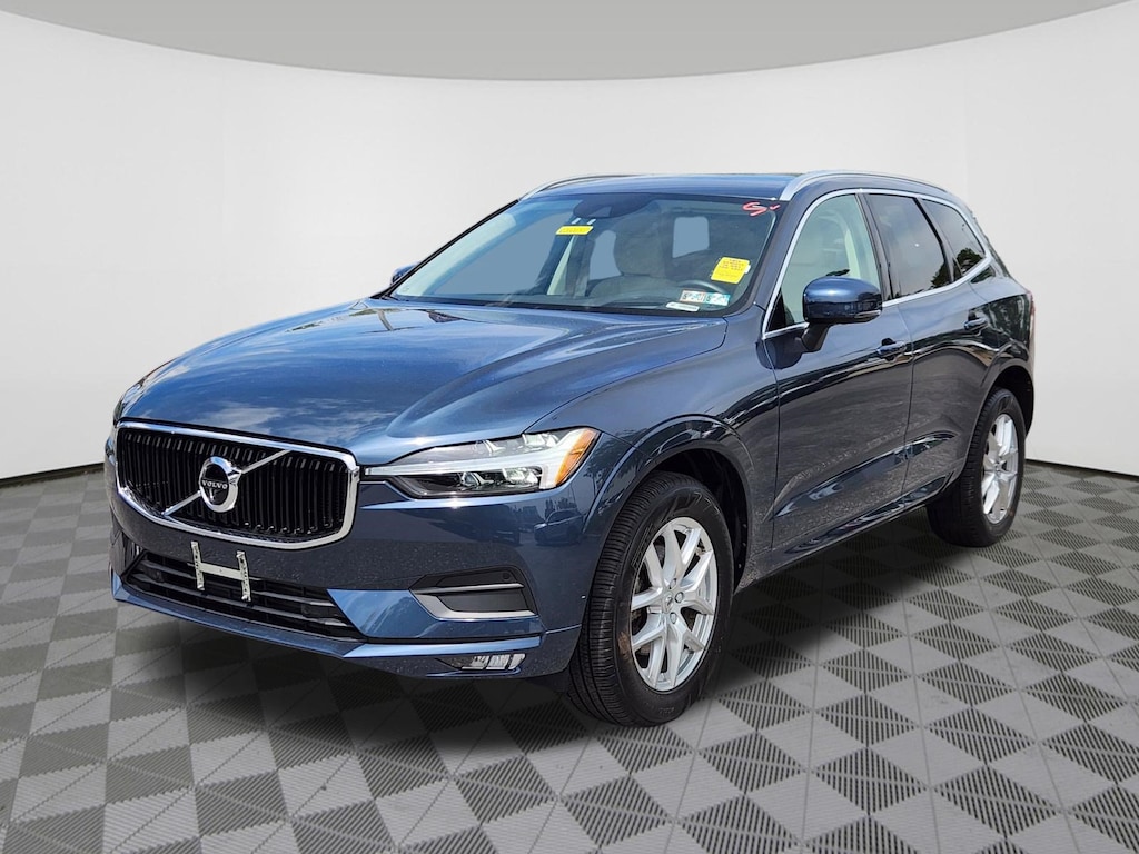 Used 2021 Volvo XC60 T5 Momentum SUV