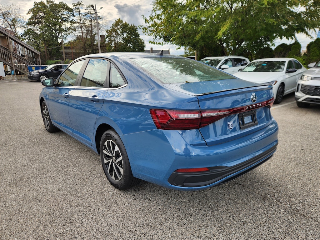 New 2025 Volkswagen Jetta 1.5T S Sedan