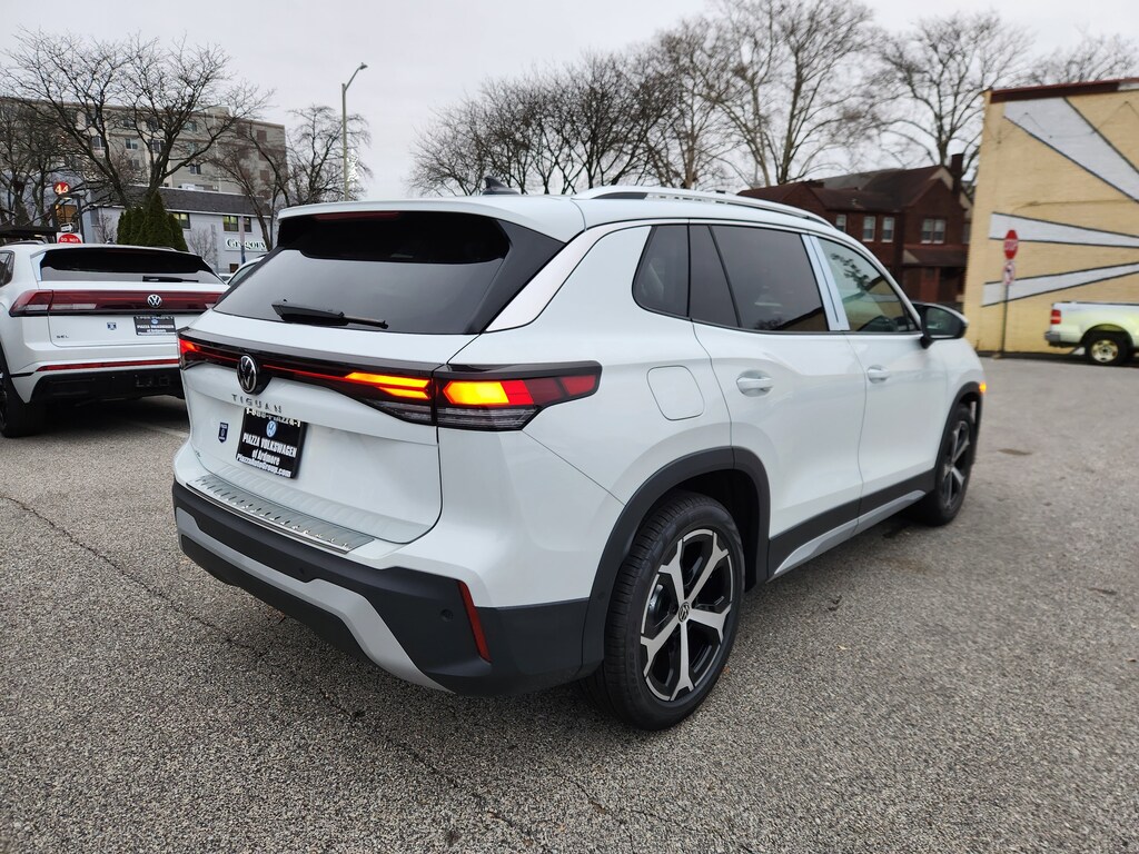 New 2026 Volkswagen Tiguan 2.0T SE SUV
