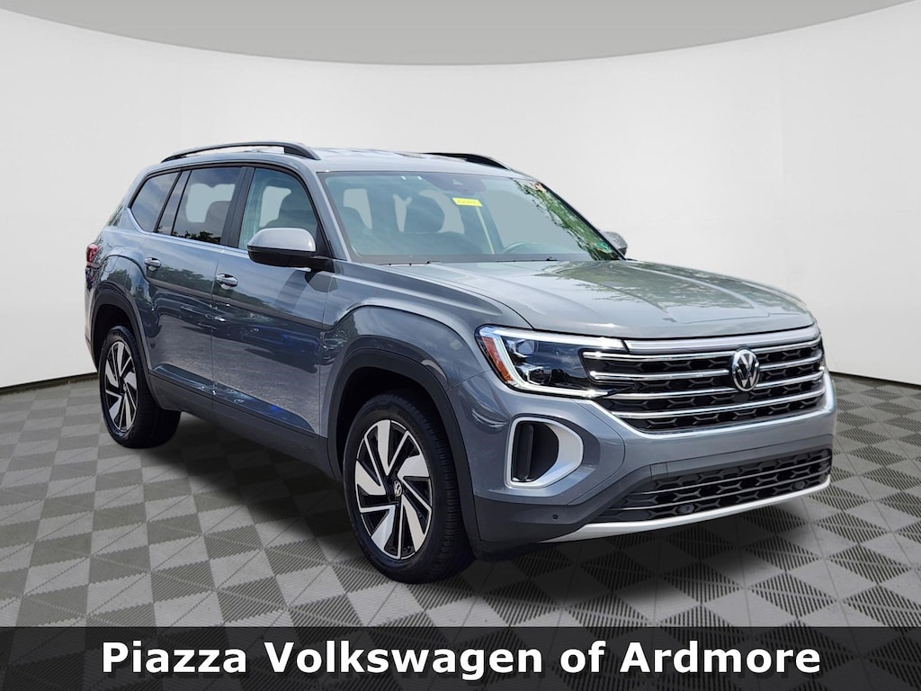 Certified 2025 Volkswagen Atlas 2.0T SE w/Technology SUV