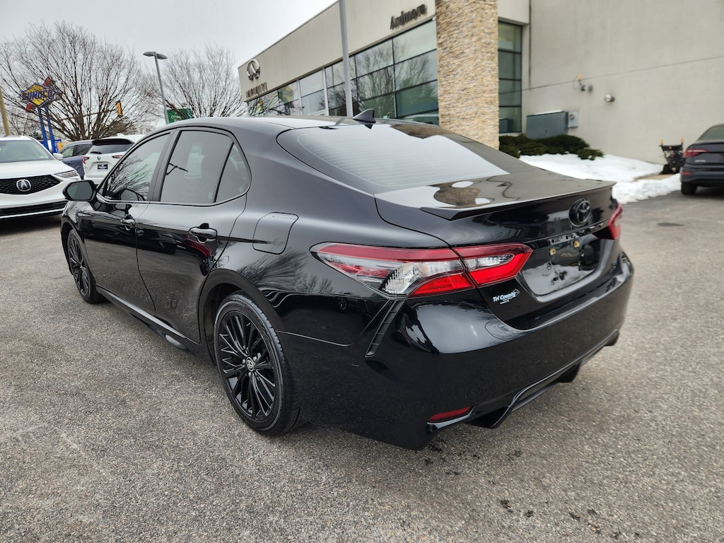 Used 2021 Toyota Camry SE Sedan