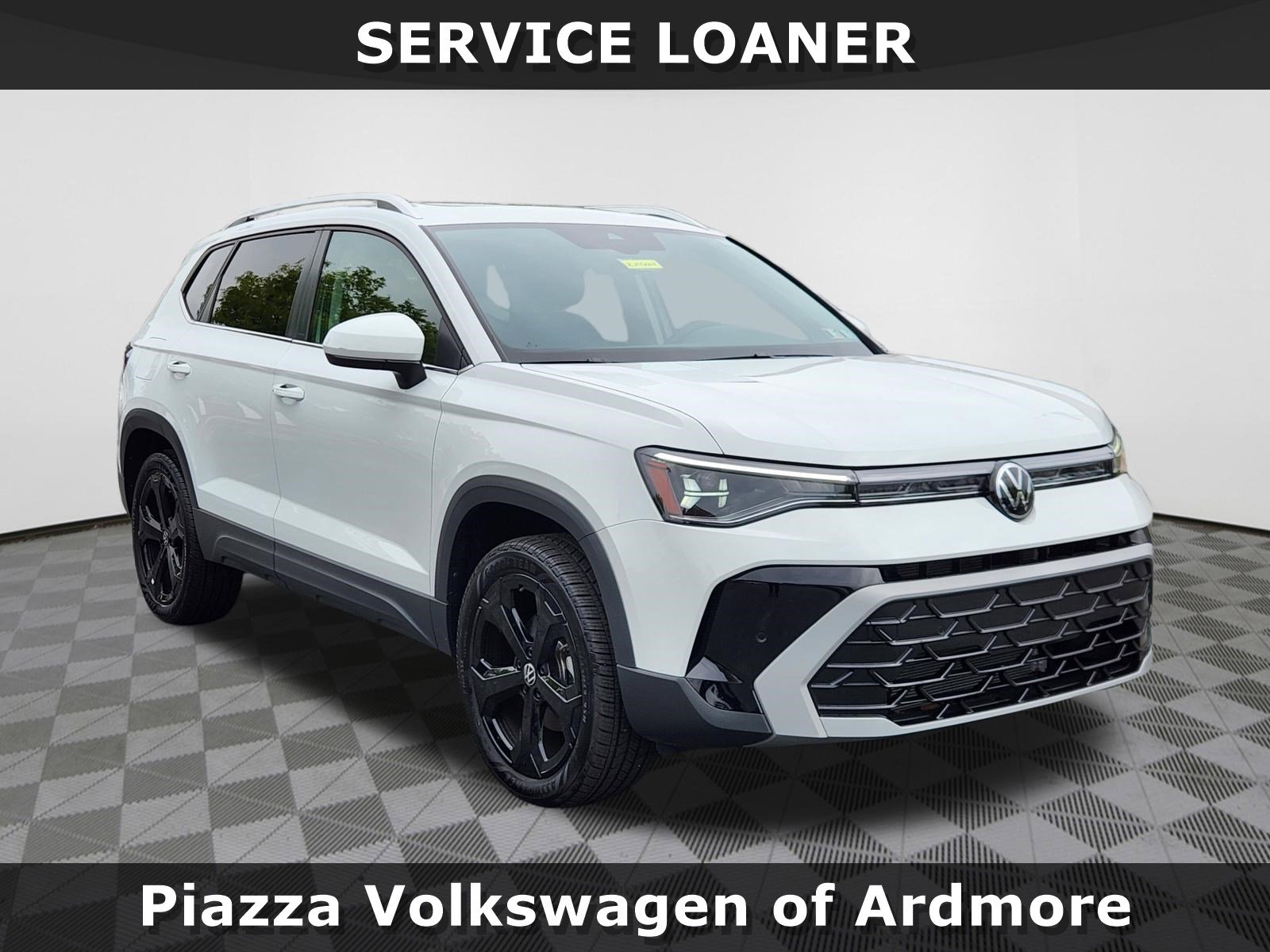 2025 Volkswagen Taos 1.5T SEL 4Motion's photo