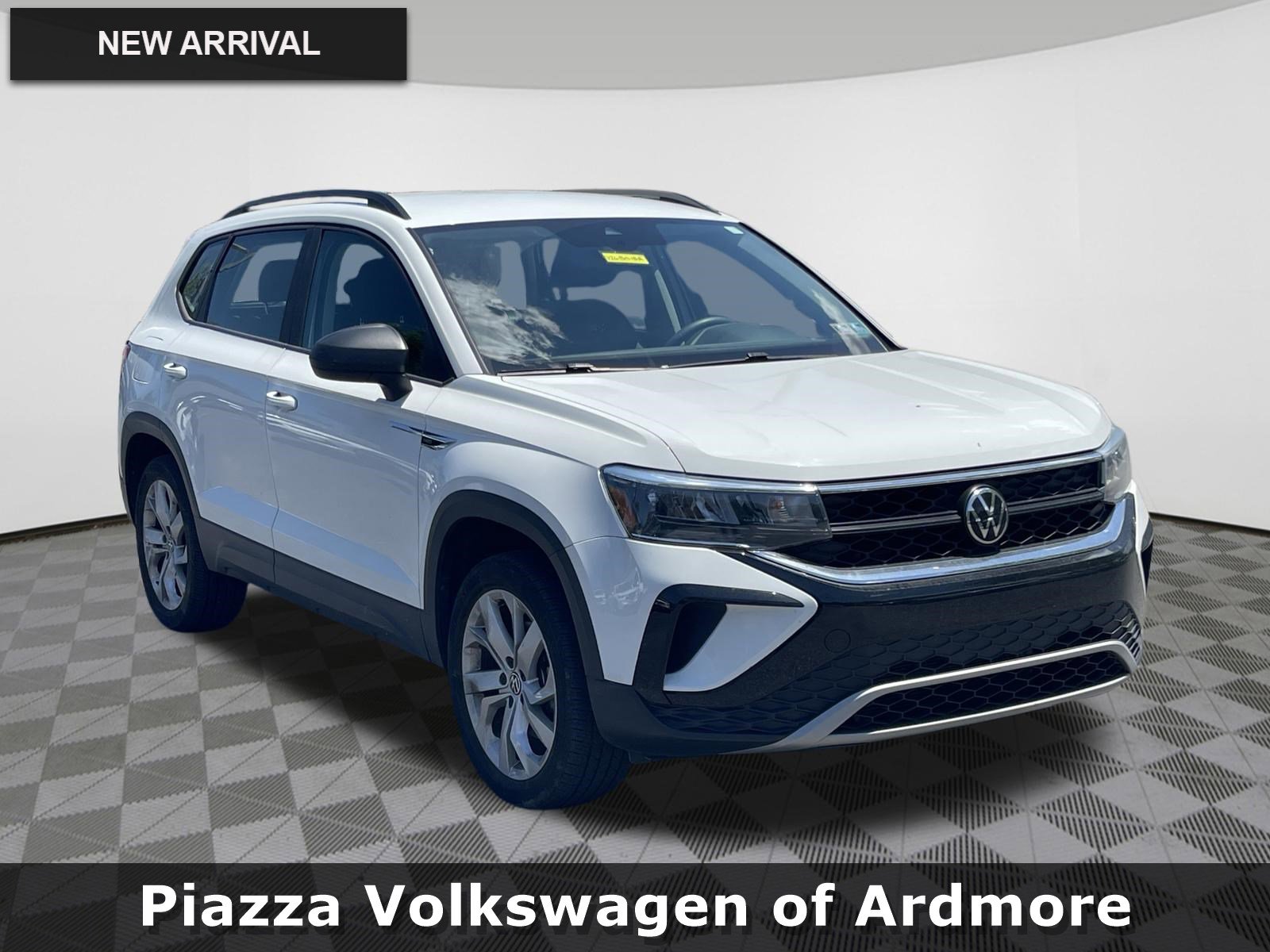2023 Volkswagen Taos 1.5T S 4Motion's photo