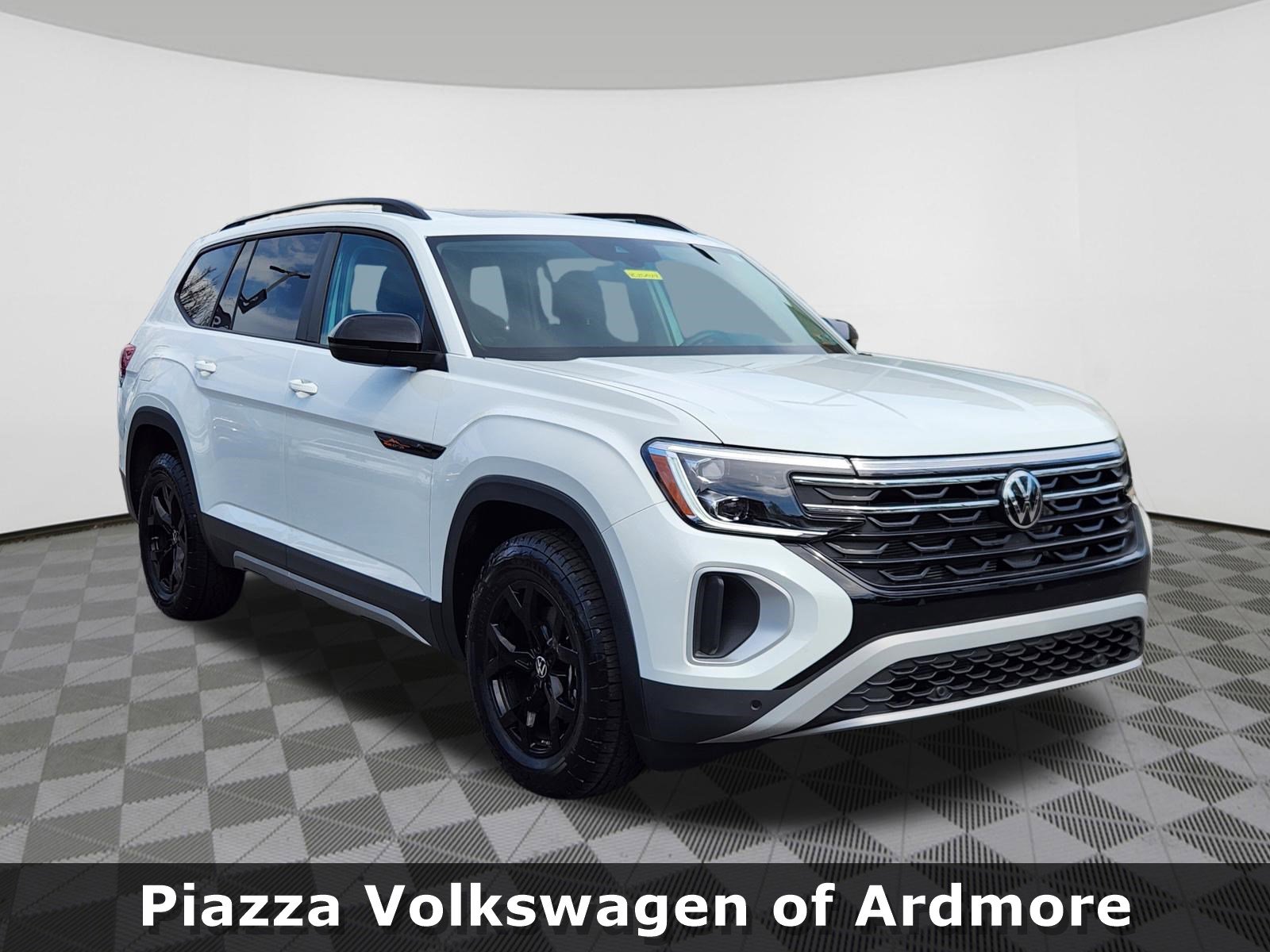2025 Volkswagen Atlas 2.0T Atlas Peak Edition 4MOTION's photo