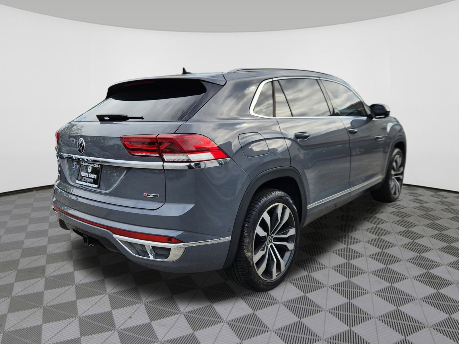 2020 Volkswagen Atlas Cross Sport V6 SEL Premium R-Line photo 4