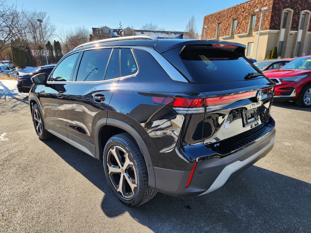 Certified 2025 Volkswagen Tiguan 2.0T SE SUV