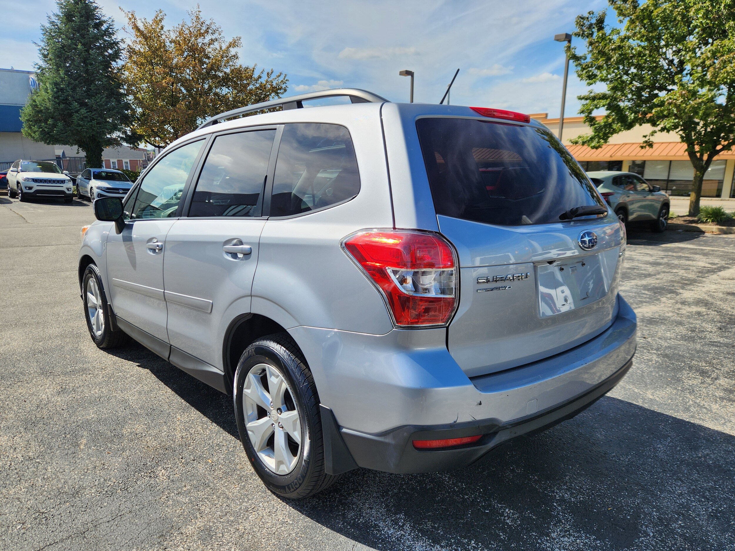 2014 Subaru Forester 2.5i Premium photo 3