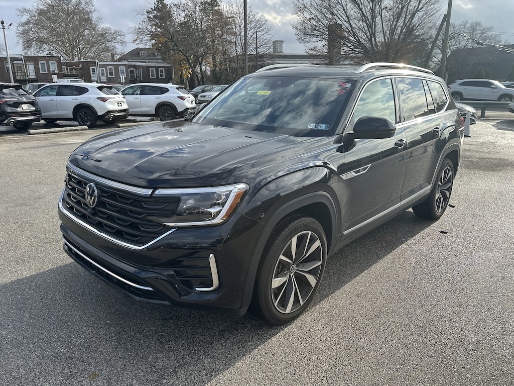 Certified 2024 Volkswagen Atlas 2.0T SEL Premium R-Line SUV