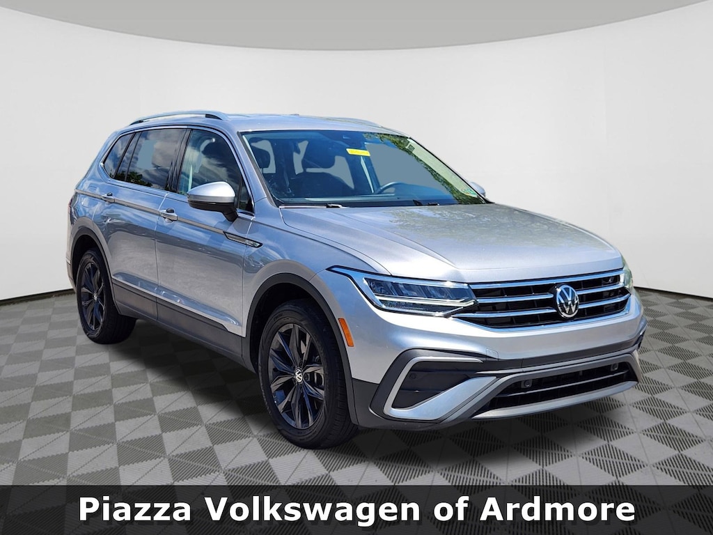 Used 2024 Volkswagen Tiguan 2.0T SE SUV