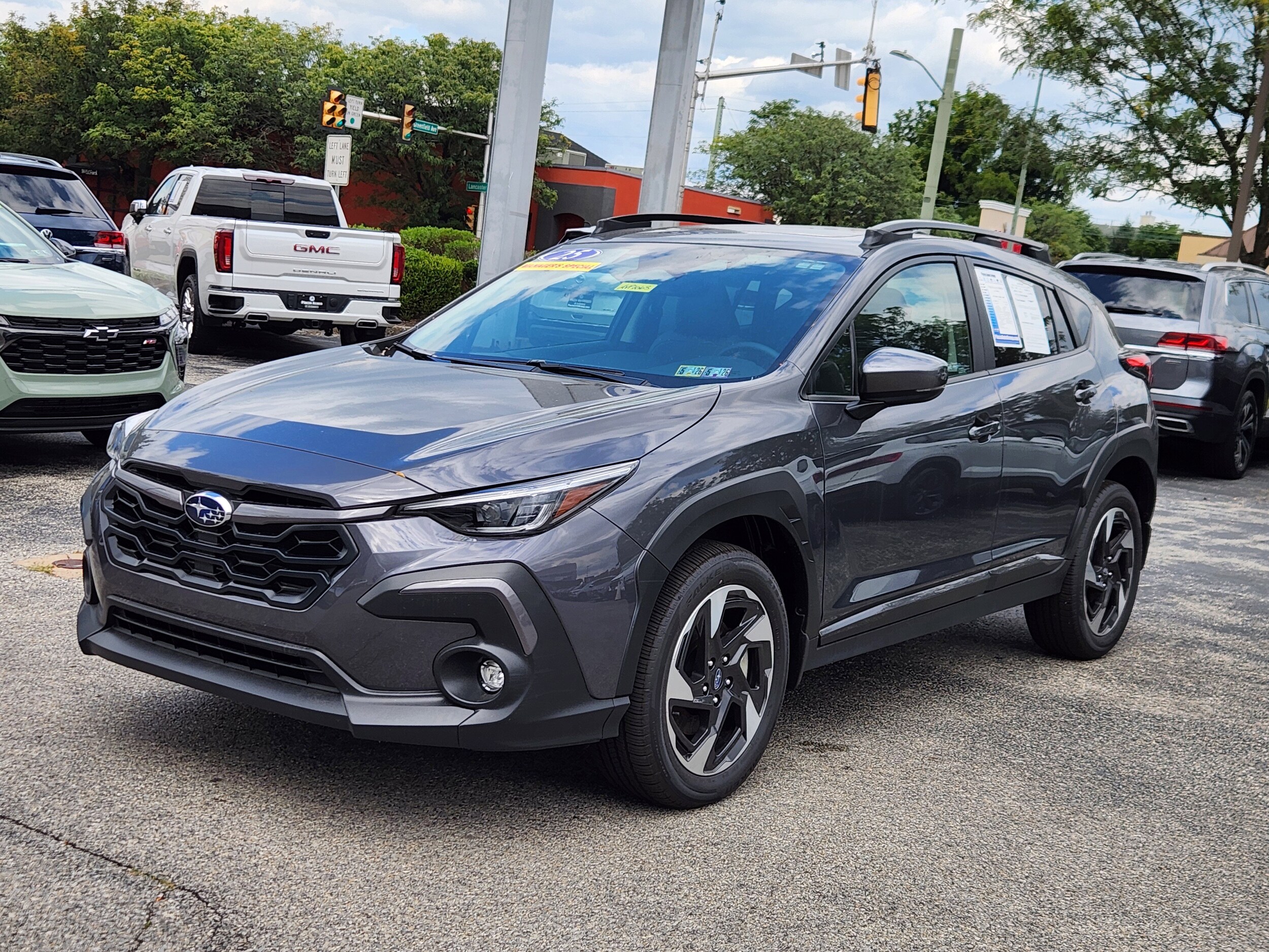 2025 Subaru Crosstrek Limited photo 2