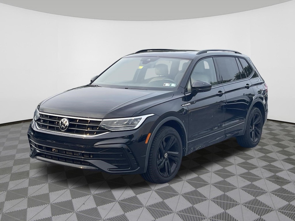Certified 2023 Volkswagen Tiguan 2.0T SE R-Line Black SUV