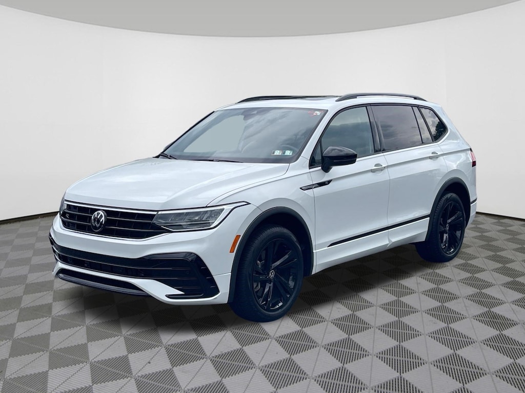 Used 2024 Volkswagen Tiguan 2.0T SE R-Line Black SUV