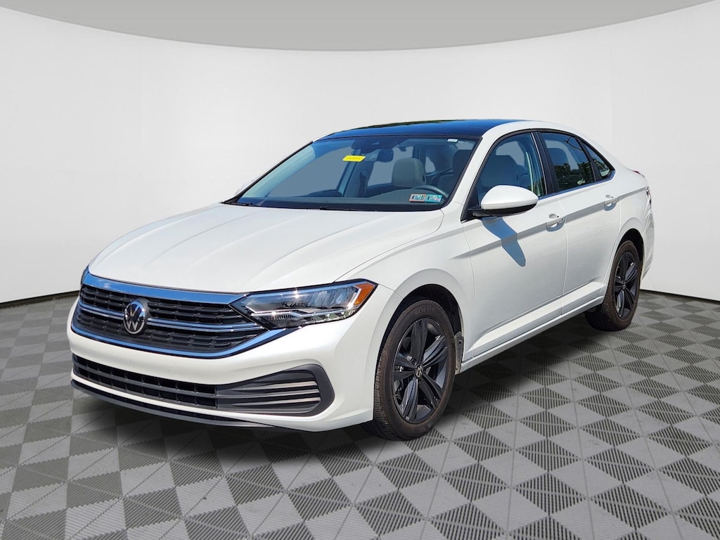 Used 2024 Volkswagen Jetta 1.5T SE Sedan