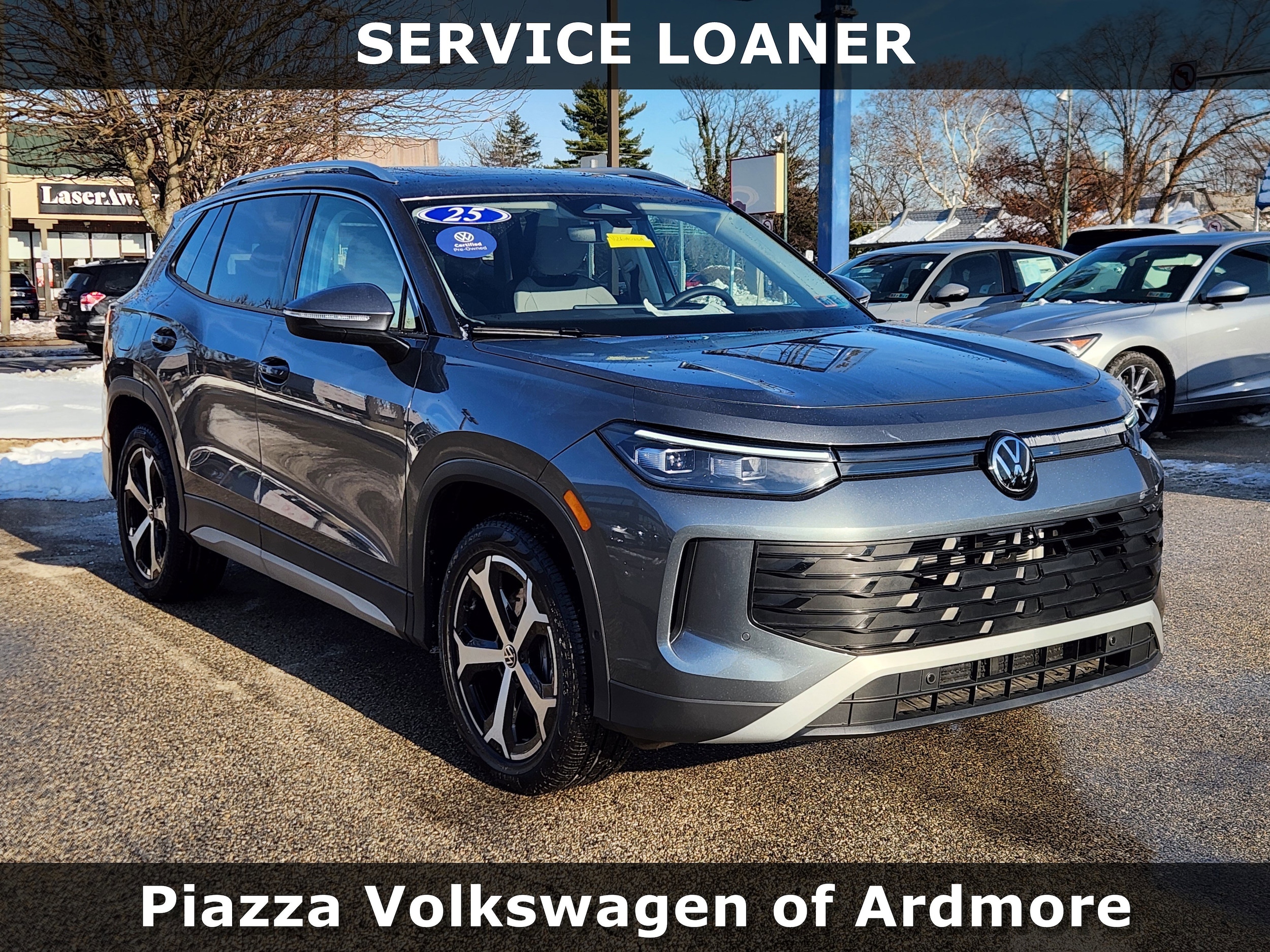 2025 Volkswagen Tiguan SE's photo