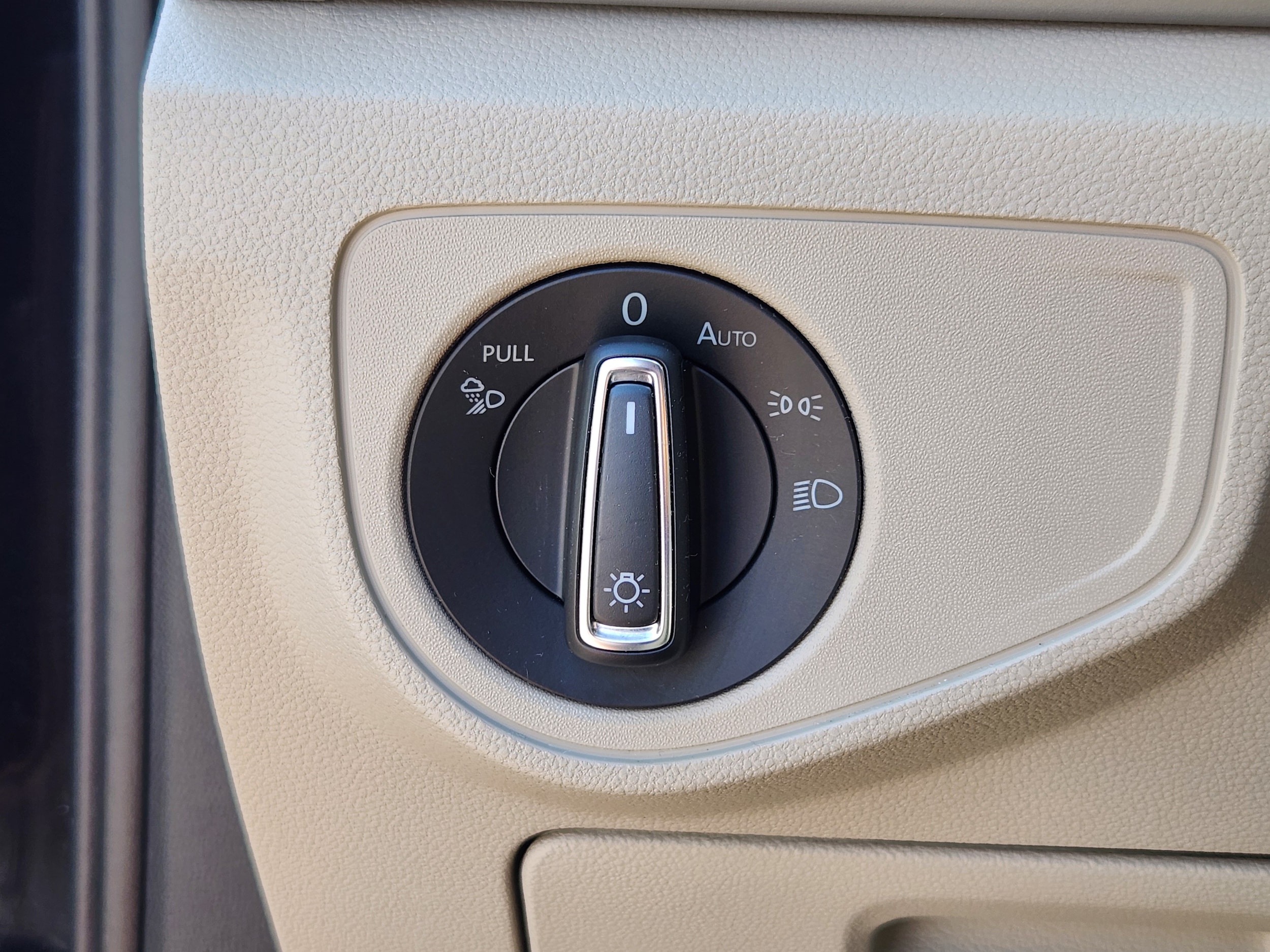 2022 Volkswagen Atlas SEL - Photo 28