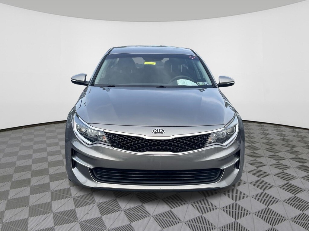 Used 2018 Kia Optima LX Sedan