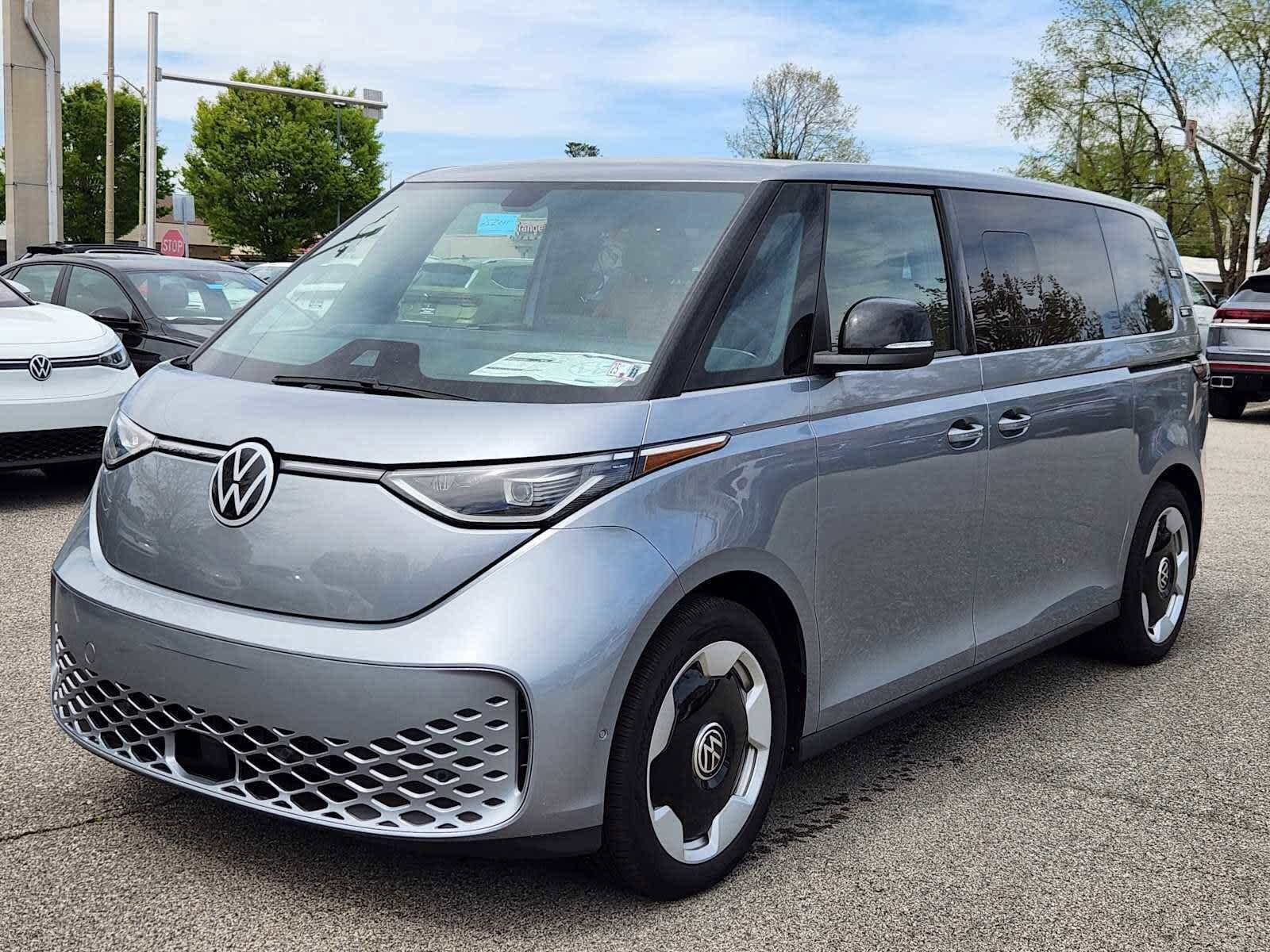 2025 Volkswagen ID. Buzz Pro S photo 2