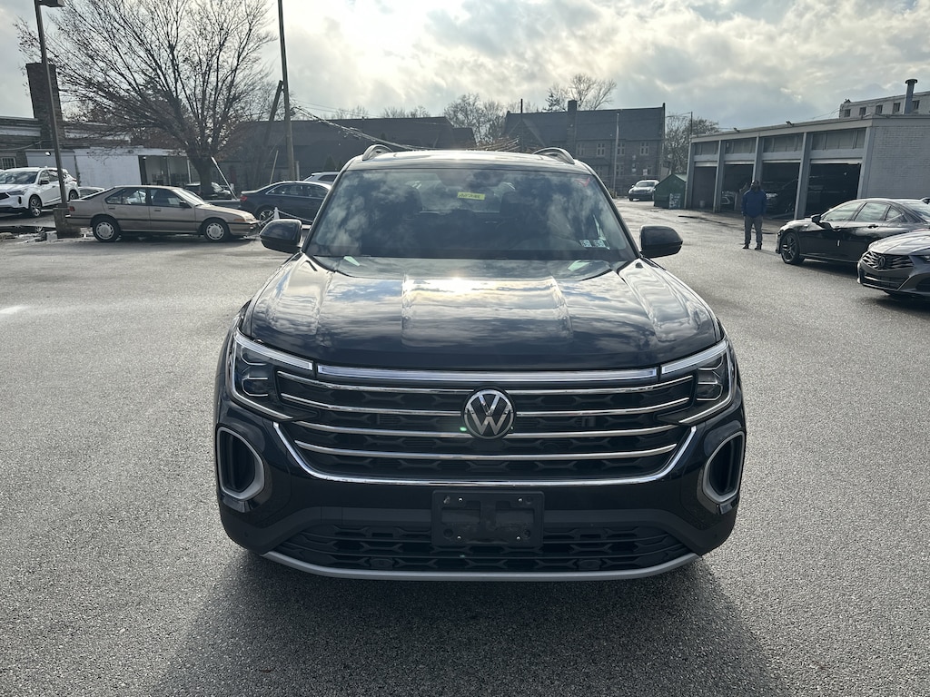 Certified 2024 Volkswagen Atlas 2.0T SE w/Technology SUV