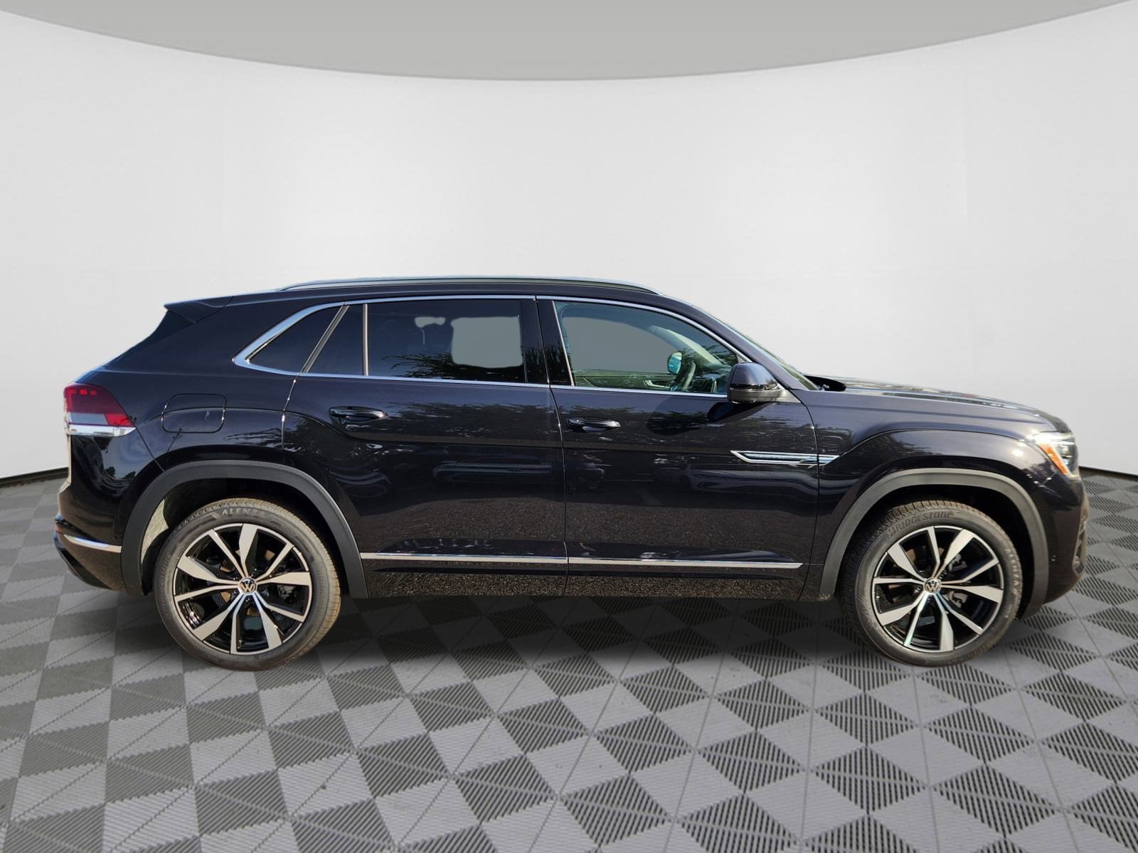 2026 Volkswagen Atlas Cross Sport SEL Premium R-LINE - Photo 6