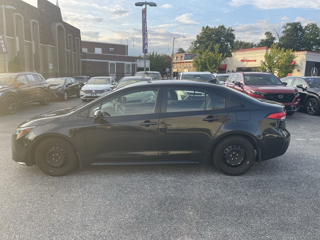 Used 2022 Toyota Corolla LE Sedan