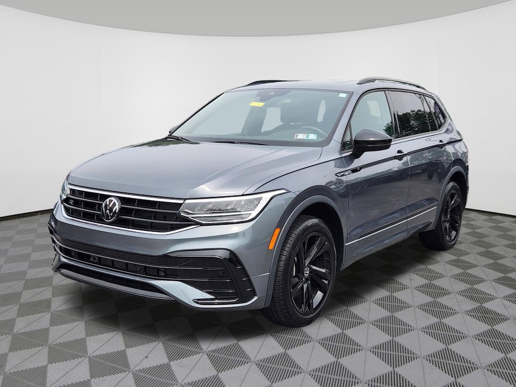 Certified 2024 Volkswagen Tiguan 2.0T SE R-Line Black SUV