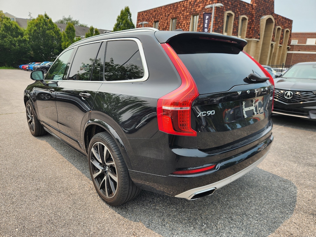 Used 2020 Volvo XC90 T6 Momentum 6 Passenger SUV