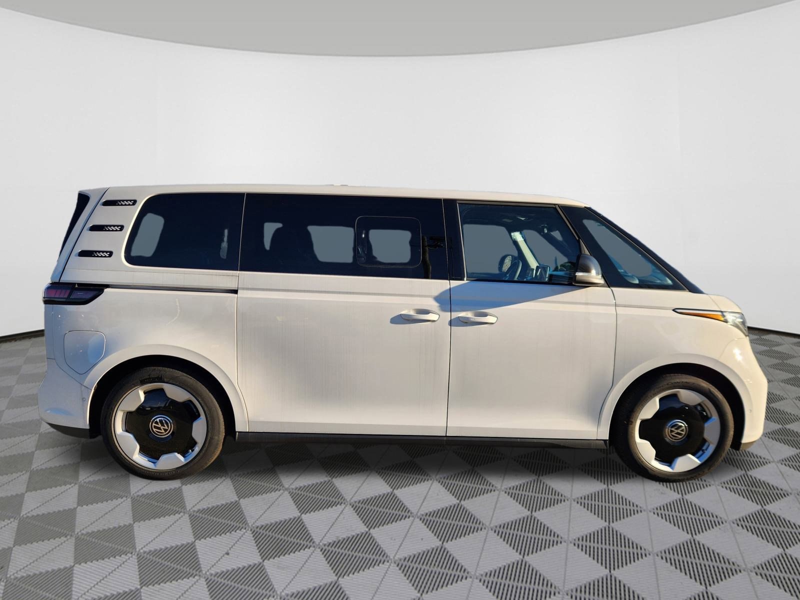 2025 Volkswagen ID. Buzz PRO S - Photo 6