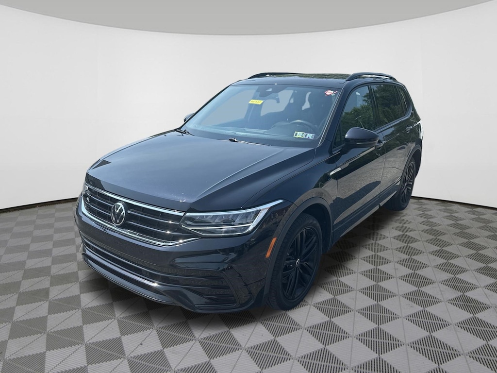 Used 2022 Volkswagen Tiguan 2.0T SE R-Line Black SUV
