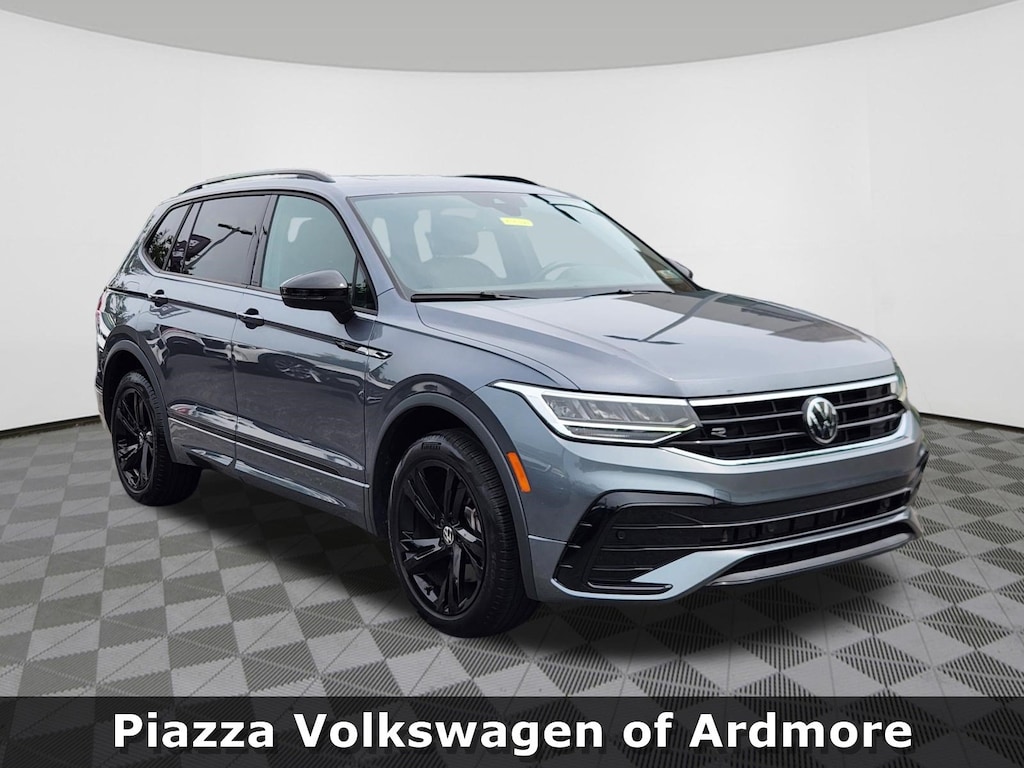 Certified 2024 Volkswagen Tiguan 2.0T SE R-Line Black SUV
