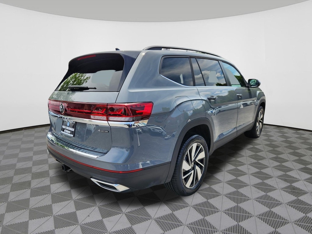 Certified 2025 Volkswagen Atlas 2.0T SE w/Technology SUV