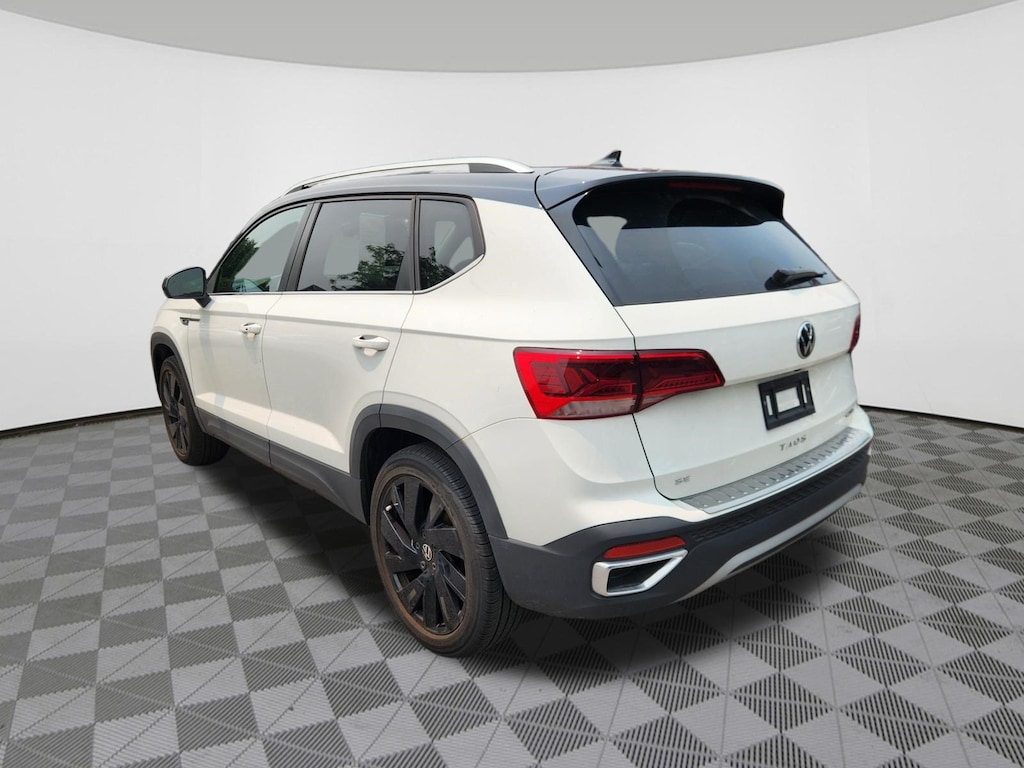 Used 2024 Volkswagen Taos 1.5T SE SUV