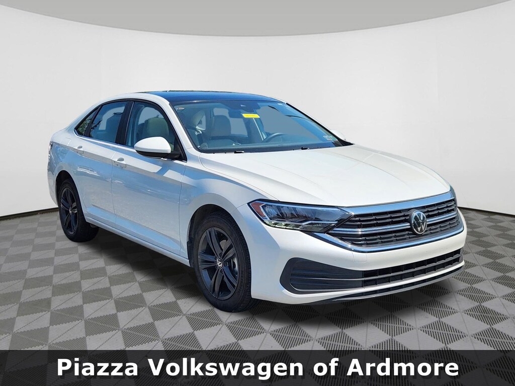 Used 2024 Volkswagen Jetta 1.5T SE Sedan