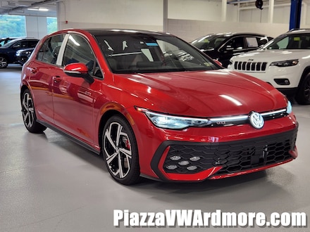 2025 Volkswagen Golf GTI 2.0T SE Hatchback