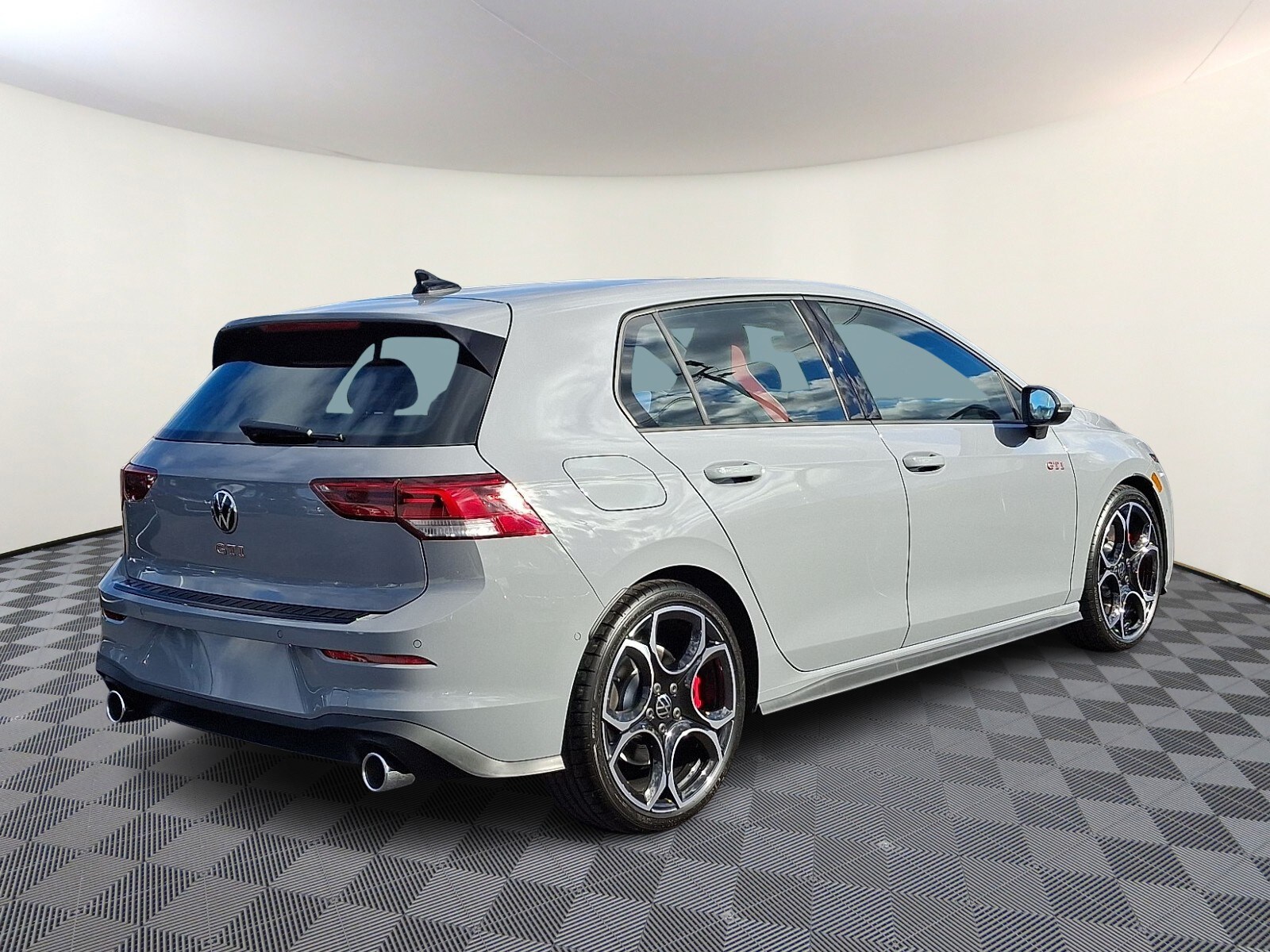 2026 Volkswagen Golf GTI Autobahn photo 4