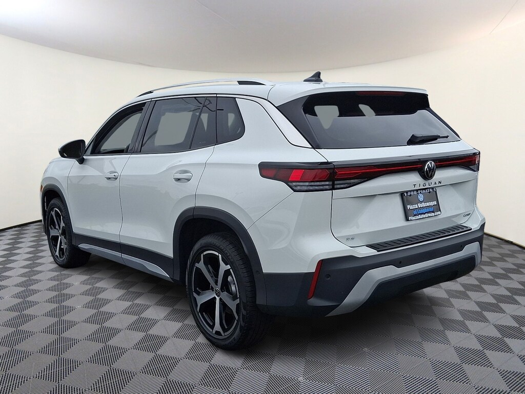 New 2026 Volkswagen Tiguan SE Sport Utility