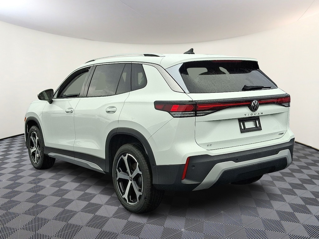 New 2026 Volkswagen Tiguan SE Sport Utility