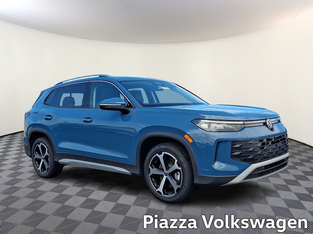 New 2026 Volkswagen Tiguan SE Sport Utility
