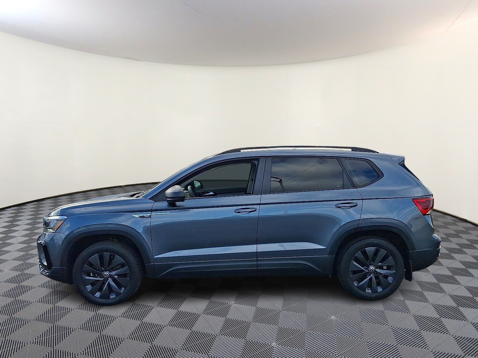 2023 Volkswagen Taos S photo 2