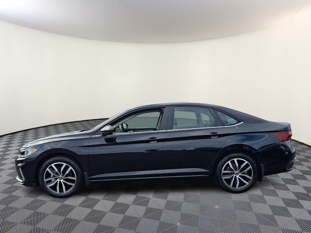 Certified 2026 Volkswagen Jetta SE Sedan