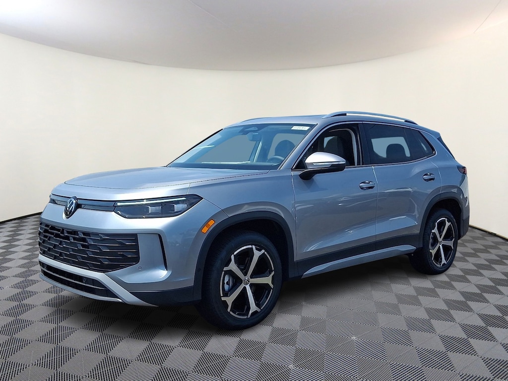Used 2026 Volkswagen Tiguan SE Sport Utility