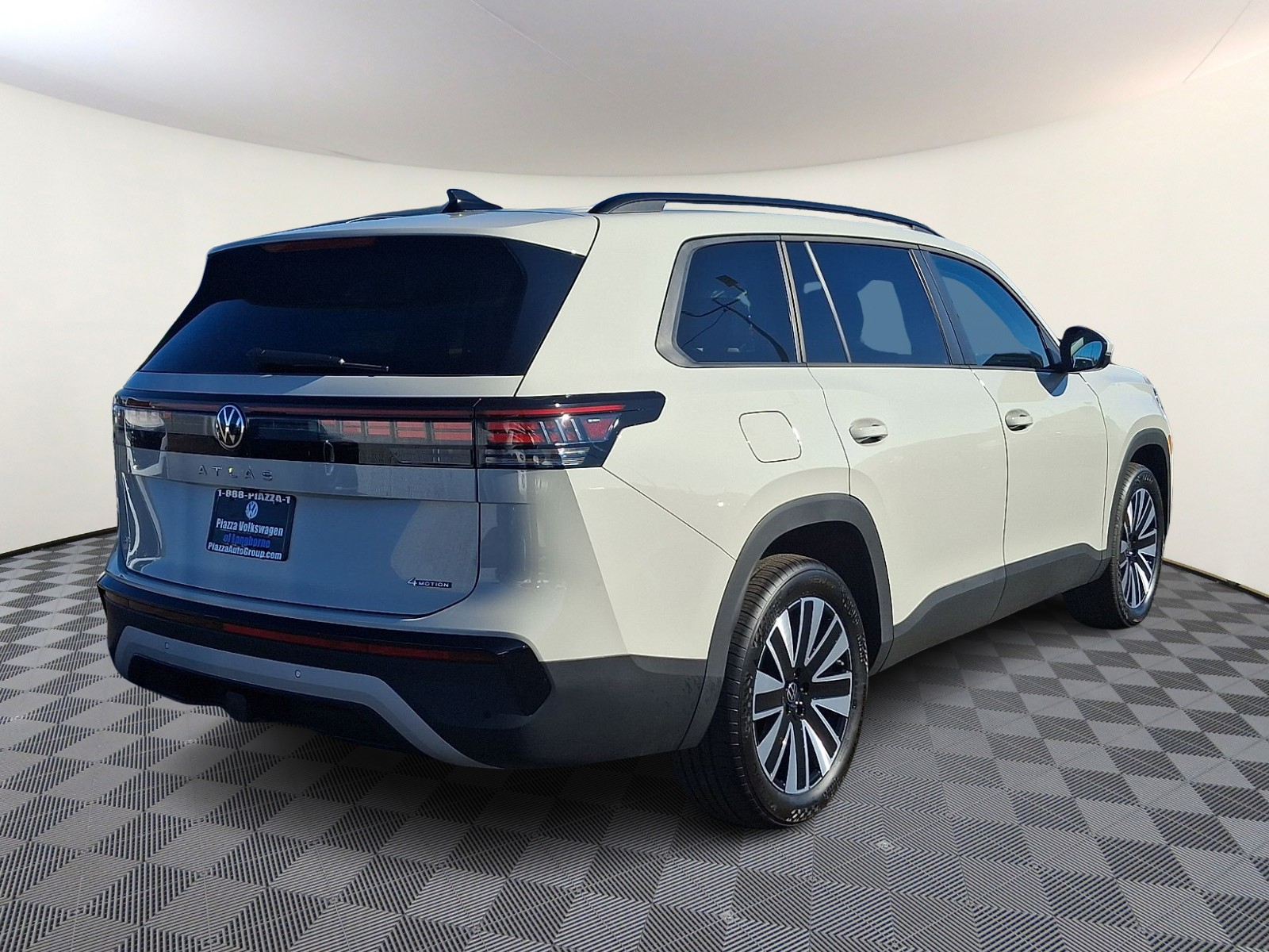 New 2027 Volkswagen Atlas SE w/Technology Sport Utility