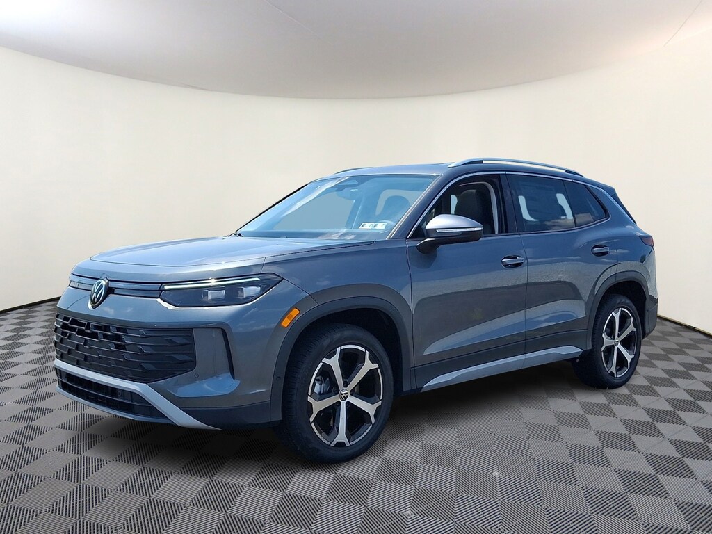 New 2026 Volkswagen Tiguan SE Sport Utility