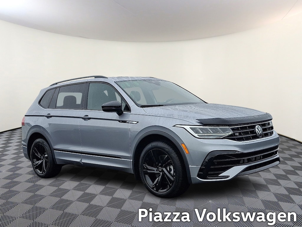 Certified 2024 Volkswagen Tiguan 2.0T SE R-Line Black Sport Utility