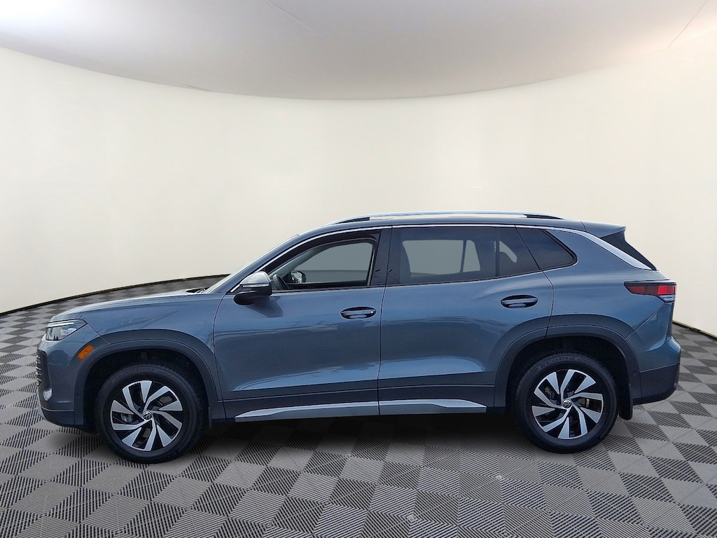 Used 2025 Volkswagen Tiguan 2.0T S Sport Utility